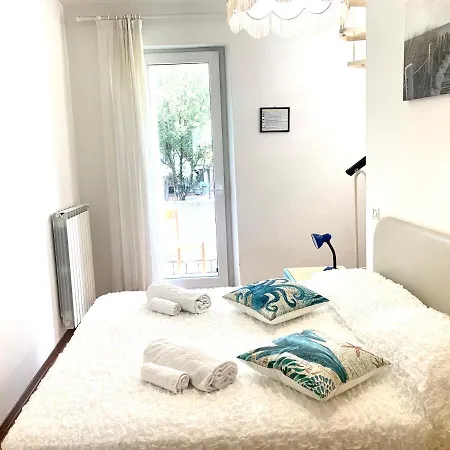 Azzurro Blu Λινιάνο Σαμπιαντόρο