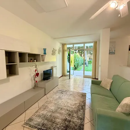 Azzurro Blu Λινιάνο Σαμπιαντόρο